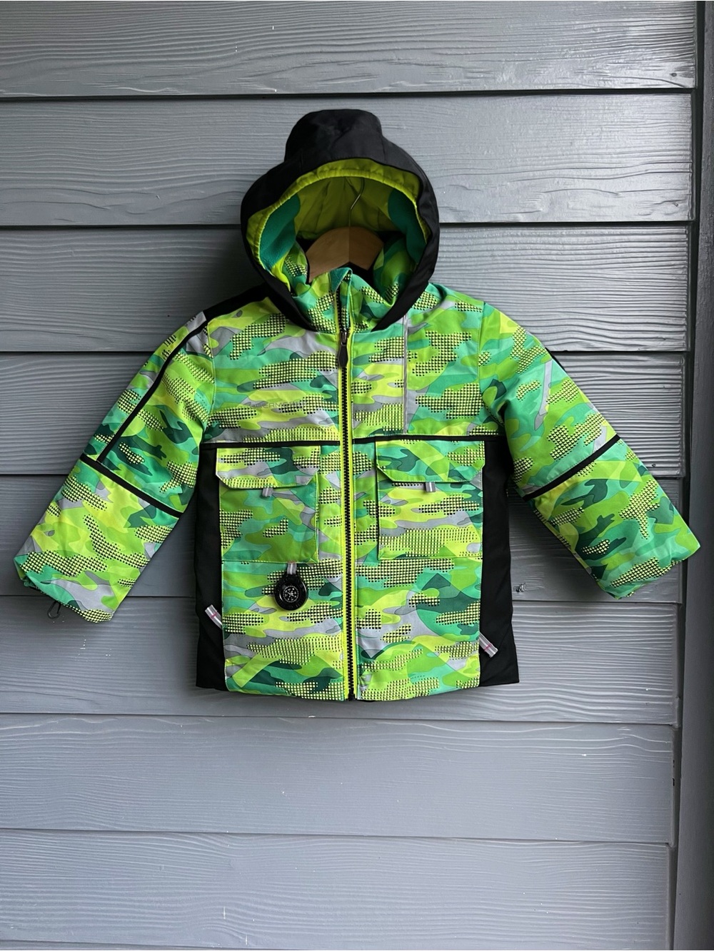 OBERMEYER Altair Ski Green Camo Boys Hooded Winter Jacket Size 4 Boys